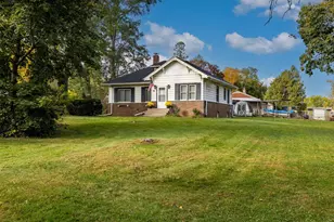 1443 Hazelwood St, Saint Paul, MN 55106 - Photo 2