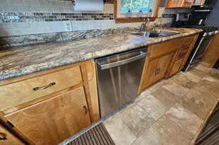 203 3rd Ave E, Lamberton, MN 56152 - Photo 6