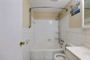 329 Geneva Ave N, Oakdale, MN 55128 - Photo 10