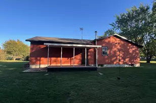 1110 Eckert St NW, Alexandria, MN 56308 - Photo 4