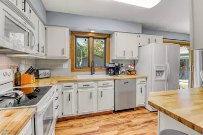 453 Rensvold Boulevard, Moorhead, MN 56560 - Photo 10