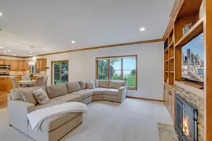 645 Ramsey Cir, Carver, MN 55315 - Photo 4