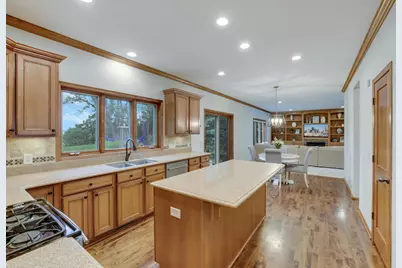 645 Ramsey Circle, Carver, MN 55315 - Photo 6
