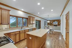645 Ramsey Cir, Carver, MN 55315 - Photo 6