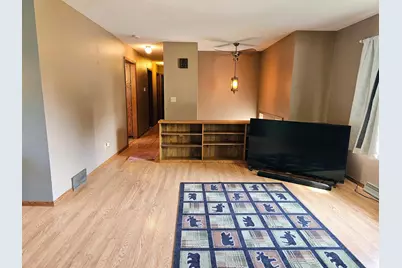 402 E 2nd Street N, Truman, MN 56088 - Photo 4