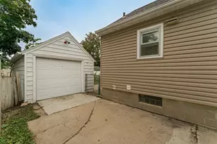 106 10 1/4 Street SE, Rochester, MN 55904 - Photo 4