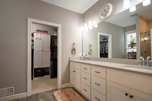 4555 Zircon Ln N, Plymouth, MN 55446 - Photo 22