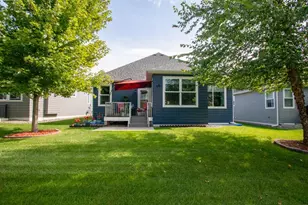 4555 Zircon Ln N, Plymouth, MN 55446 - Photo 36