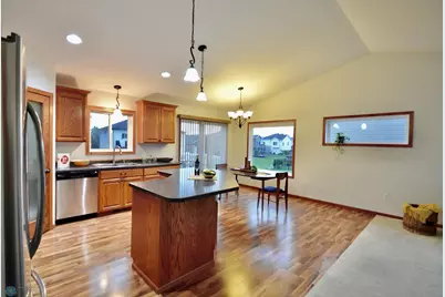 2002 S 35 Street Circle S, Moorhead, MN 56560 - Photo 6