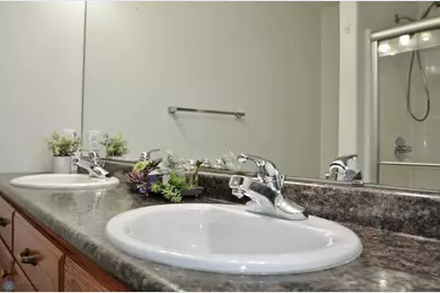 2002 S 35 Street Circle S, Moorhead, MN 56560 - Photo 14