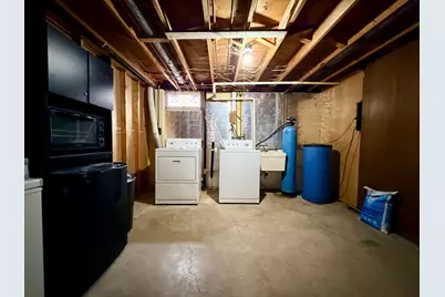 309 Lawrence Street, Marshall, MN 56258 - Photo 22