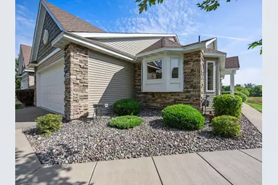 8823 Fraizer Street NE, Circle Pines, MN 55014 - Photo 10