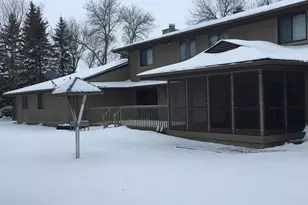 708 Chestnut St, Arlington, MN 55307 - Photo 2