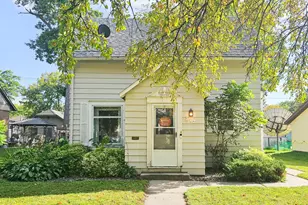 212 E Wyoming St, Redwood Falls, MN 56283 - Photo 1