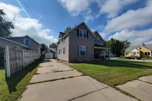 309 Wendell St, Paynesville, MN 56362 - Photo 10