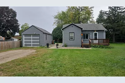 1707 Sunset Street, Albert Lea, MN 56007 - Photo 1