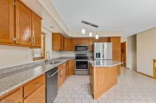 2801 26th Ave S, Fargo,  58103 - Photo 8