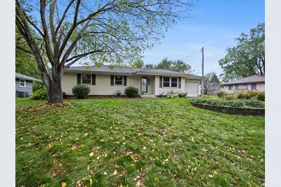 9011 60 1/2 Avenue N, New Hope, MN 55428 - Photo 2