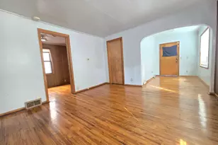 1215 Galtier St, Saint Paul, MN 55117 - Photo 10