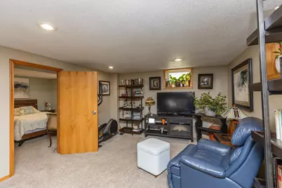 623 Washington Avenue, Fairmont, MN 56031 - Photo 6