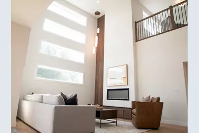 3606 Decorah Way S, Fargo, ND 58104 - Photo 2