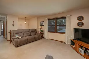 223 Rena Belle St NW, Eyota, MN 55934 - Photo 4