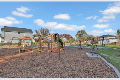 2415 Laurie Court W, Roseville, MN 55113 - Photo 64