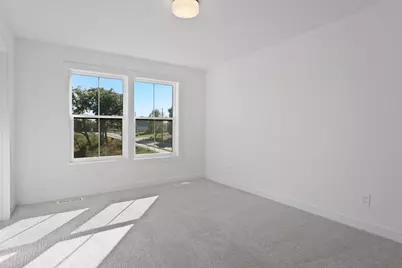 2415 Laurie Court W, Roseville, MN 55113 - Photo 34