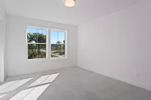 2415 Laurie Ct W, Roseville, MN 55113 - Photo 34