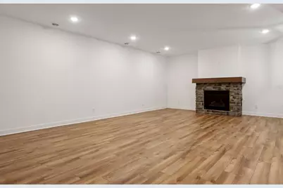 2415 Laurie Court W, Roseville, MN 55113 - Photo 52