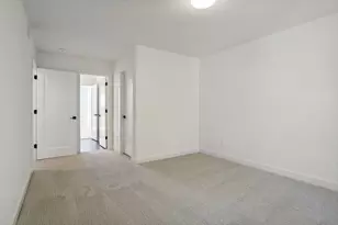 2415 Laurie Ct W, Roseville, MN 55113 - Photo 46