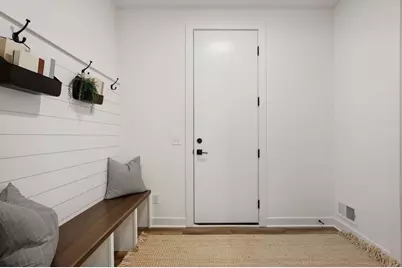 2415 Laurie Court W, Roseville, MN 55113 - Photo 18