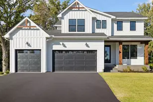 2415 Laurie Ct W, Roseville, MN 55113 - Photo 2