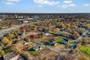 2415 Laurie Ct W, Roseville, MN 55113 - Photo 60