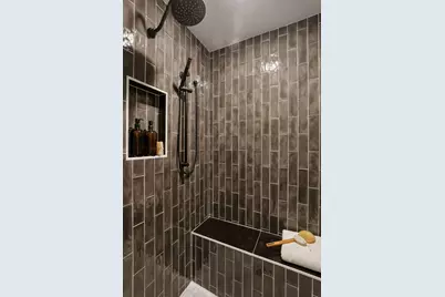 2415 Laurie Court W, Roseville, MN 55113 - Photo 32