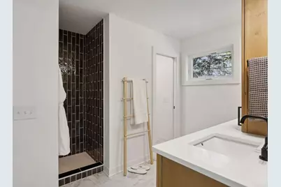 2415 Laurie Court W, Roseville, MN 55113 - Photo 36