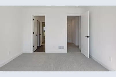 2415 Laurie Court W, Roseville, MN 55113 - Photo 42