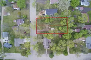 417 Park St, Alexandria, MN 56308 - Photo 1