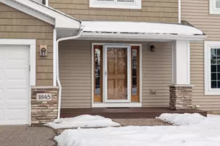 1845 77th St W, Inver Grove Heights, MN 55077 - Photo 2