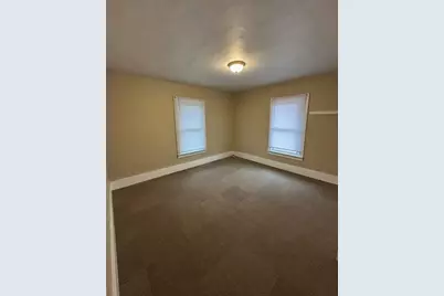 2014 E Oakland Avenue, Austin, MN 55912 - Photo 8