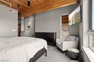 300 Np Ave N, Fargo, ND 58102 - Photo 32