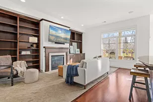 714 Linden St, Mendota Heights, MN 55118 - Photo 2