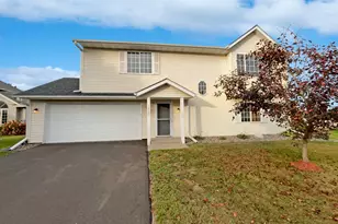 7866 31st St N, Oakdale, MN 55128 - Photo 1