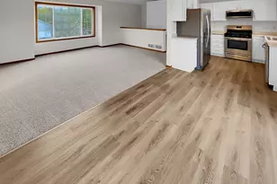 7866 31st St N, Oakdale, MN 55128 - Photo 12