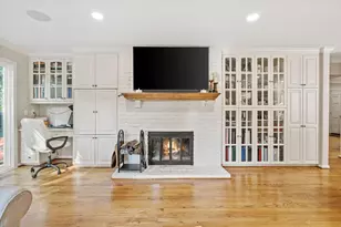 7702 Tanglewood Ct, Edina, MN 55439 - Photo 2