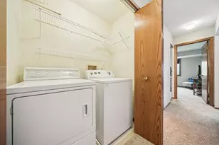 369 Belvidere St E, Saint Paul, MN 55107 - Photo 16