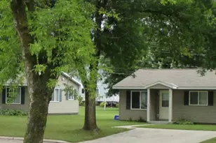 317 5th St S, Grove City, MN 56243 - Photo 1