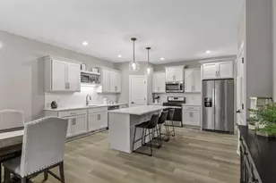 515 Marsh Path, Norwood Young America, MN 55397 - Photo 4