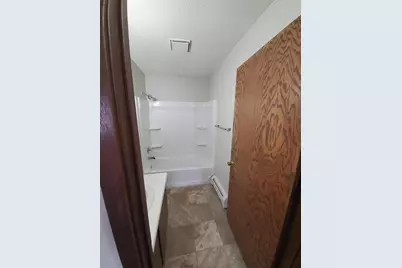 725 S 9th Street #3, Bird Island, MN 55310 - Photo 16