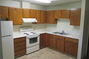 1003 Scotts Ave, Morris, MN 56267 - Photo 2